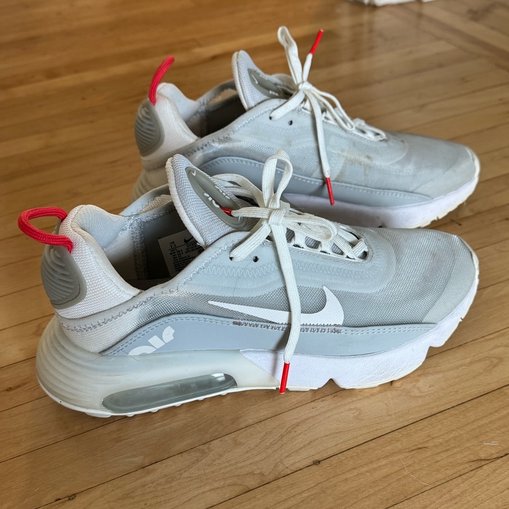 Nike Air Max 2090 women’s sneakers